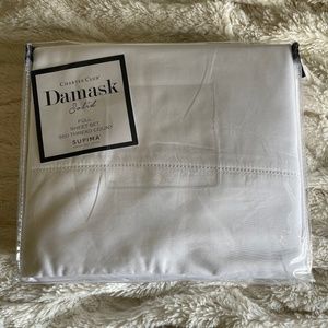 Brand New Damask 550 thread count full sheet set, white